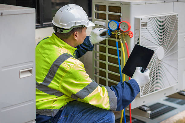 Professional Ac Installation technician working in Alpine, NJ